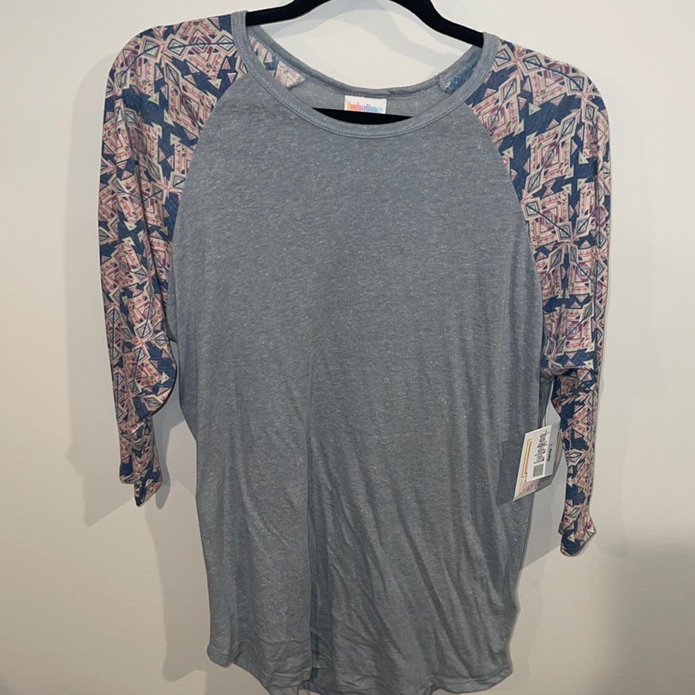 Lularoe Randy baseball t top size large